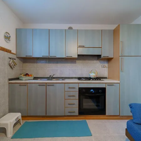 Casa Mamy A 150 Metri Dal Mare Apartamento Cavo